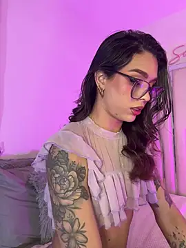 Snapshot of Samantha_Bernardo chatting on 03-13-26, 03:35 Samantha Bernardo online show from 03-13-26, 03:35