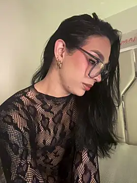Samantha Bernardo online show from 04-21-26, 03:46