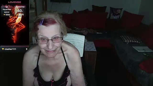 HeisseomaOriginal online show from 02-23-25, 08:17