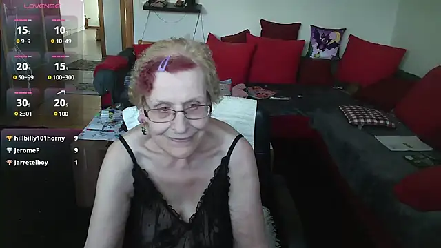 HeisseomaOriginal online show from 02-26-25, 02:36