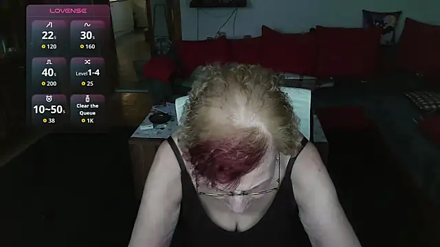 Snapshot of HeisseomaOriginal chatting on 02-11-26, 08:08 HeisseomaOriginal online show from 02-11-26, 08:08