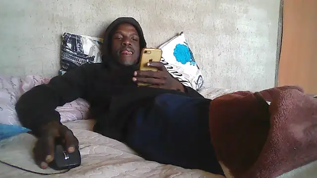 Snapshot of BBCkinggmarn chatting on 09-18-25, 04:58 BBCkinggmarn online show from 09-18-25, 04:58