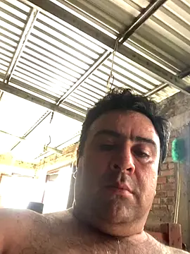 Snapshot of EmilianoGt chatting on 10-11-25, 02:04 EmilianoGt online show from 10-11-25, 02:04