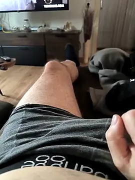 Snapshot of Andy7430 chatting on 02-12-25, 12:55 Andy7430 online show from 02-12-25, 12:55