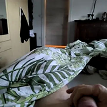 Snapshot of Andy7430 chatting on 10-28-25, 06:50 Andy7430 online show from 10-28-25, 06:50