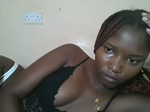 Snapshot of sexyjanett chatting on 09-27-25, 07:57 sexyjanett online show from 09-27-25, 07:57