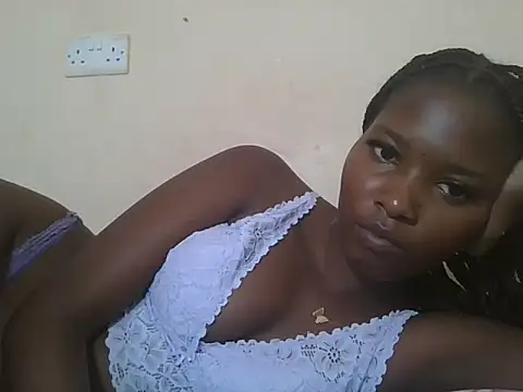 Snapshot of sexyjanett chatting on 10-10-25, 10:03 sexyjanett online show from 10-10-25, 10:03