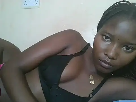 Snapshot of sexyjanett chatting on 10-22-25, 10:15 sexyjanett online show from 10-22-25, 10:15