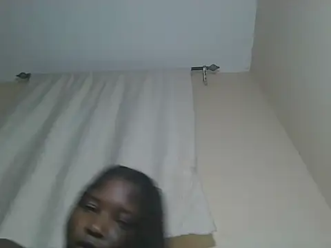 Snapshot of sexyjanett chatting on 10-26-25, 06:25 sexyjanett online show from 10-26-25, 06:25