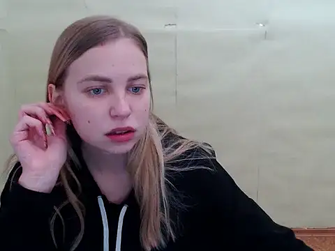 Snapshot of klerkarina chatting on 12-03-24, 06:04 klerkarina online show from 12-03-24, 06:04