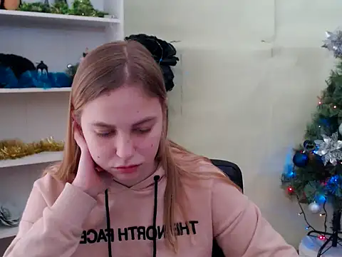 Snapshot of klerkarina chatting on 12-07-24, 09:50 klerkarina online show from 12-07-24, 09:50