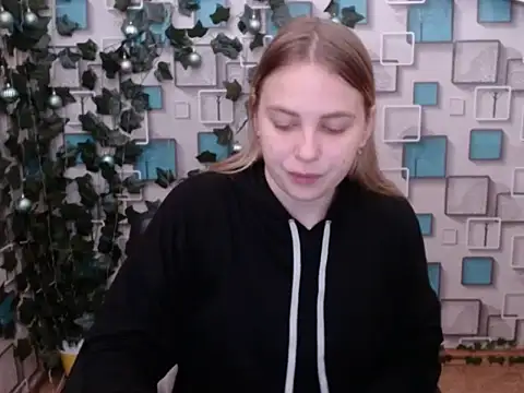 Snapshot of klerkarina chatting on 12-08-24, 06:33 klerkarina online show from 12-08-24, 06:33