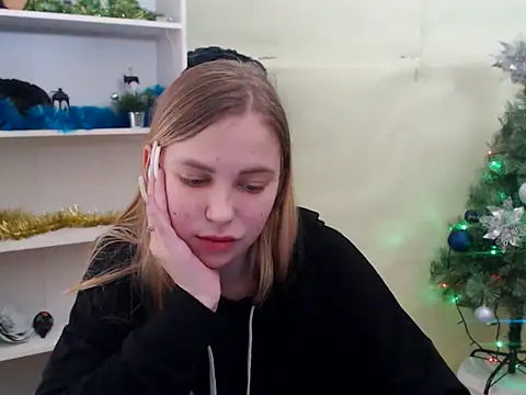 Snapshot of klerkarina chatting on 12-22-24, 09:11 klerkarina online show from 12-22-24, 09:11