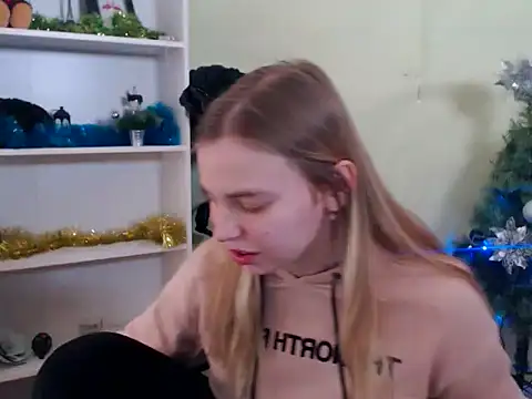 Snapshot of klerkarina chatting on 12-27-24, 09:06 klerkarina online show from 12-27-24, 09:06