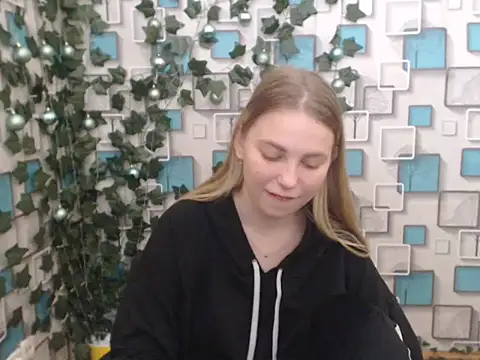 Snapshot of klerkarina chatting on 01-06-25, 08:14 klerkarina online show from 01-06-25, 08:14