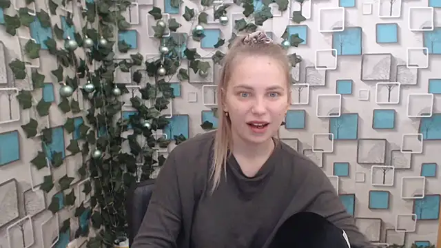 Snapshot of klerkarina chatting on 01-10-25, 04:54 klerkarina online show from 01-10-25, 04:54