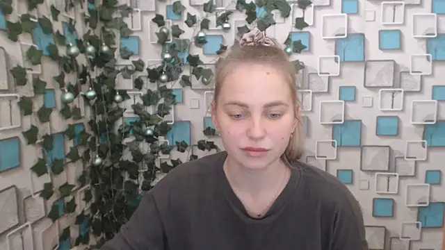 Snapshot of klerkarina chatting on 01-10-25, 07:57 klerkarina online show from 01-10-25, 07:57