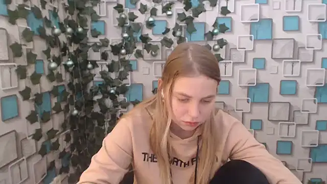 Snapshot of klerkarina chatting on 01-18-25, 09:34 klerkarina online show from 01-18-25, 09:34