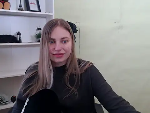 Snapshot of klerkarina chatting on 02-12-25, 12:12 klerkarina online show from 02-12-25, 12:12