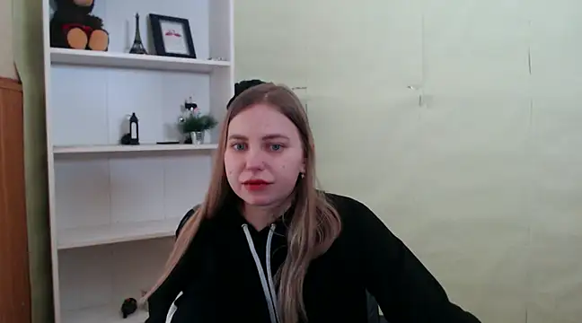 Snapshot of klerkarina chatting on 02-14-25, 06:45 klerkarina online show from 02-14-25, 06:45