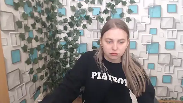 Snapshot of klerkarina chatting on 03-03-25, 09:33 klerkarina online show from 03-03-25, 09:33