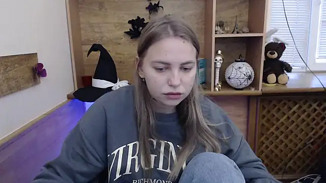 Snapshot of klerkarina chatting on 11-07-25, 05:40 klerkarina online show from 11-07-25, 05:40