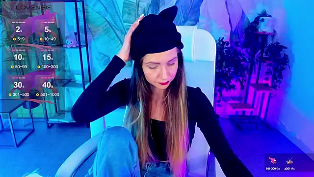 GrayceWild online show from 03-18-25, 08:58