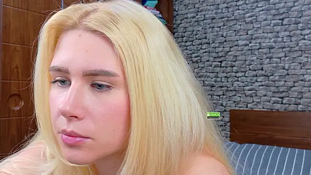 CuteBlondeMe online show from 03-09-26, 05:06