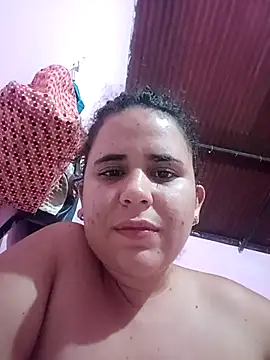 Snapshot of ValeriaSantos- chatting on 03-15-25, 02:24 ValeriaSantos- online show from 03-15-25, 02:24