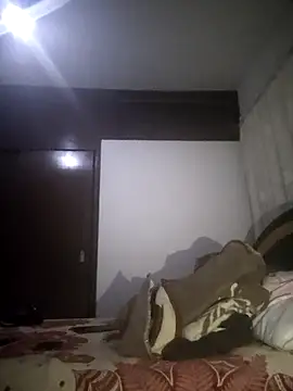 Snapshot of karlaalva chatting on 11-27-25, 05:53 karlaalva online show from 11-27-25, 05:53