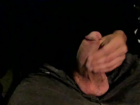Snapshot of 20cmydick chatting on 01-21-25, 08:54 20cmydick online show from 01-21-25, 08:54