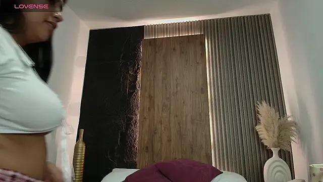 abby miller26 online show from 12-22-24, 12:27