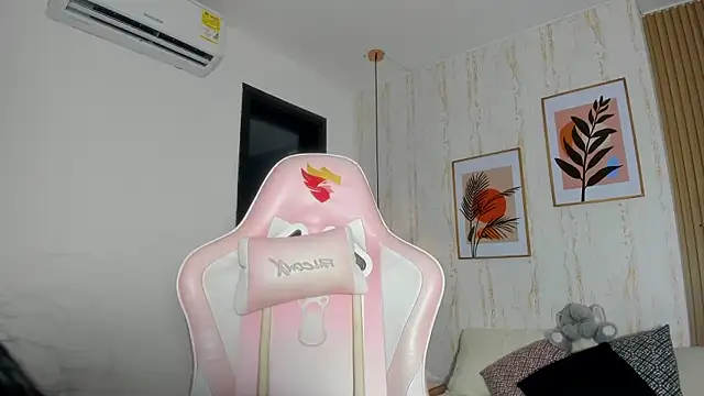 CameronCollins  online show from 01-06-25, 07:45