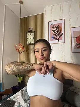 CameronCollins  online show from 03-05-25, 07:49