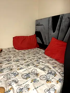 morrocoXcute online show from 10-17-25, 06:49