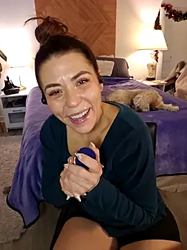 Ellie-L-Elizabeth online show from 12-02-25, 03:18