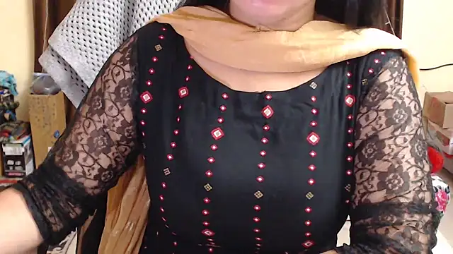 Naughty Kashish online show from 03-05-25, 06:33