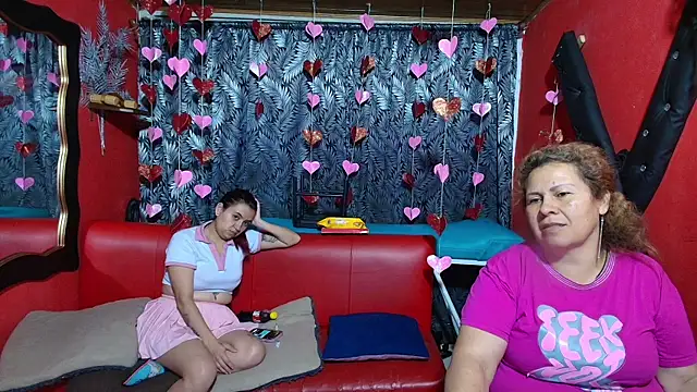 lesbiancuple online show from 02-13-25, 12:46