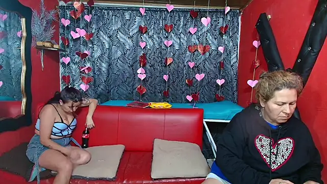 lesbiancuple online show from 02-14-25, 12:19