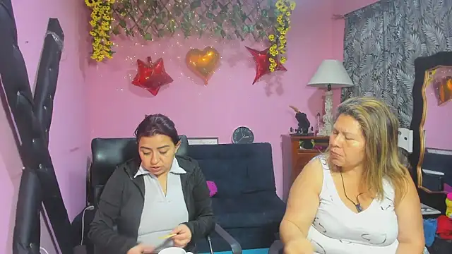 lesbiancuple online show from 02-18-26, 12:12