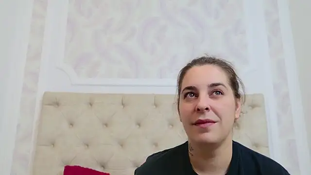 KarinaNoir online show from 12-24-24, 02:21