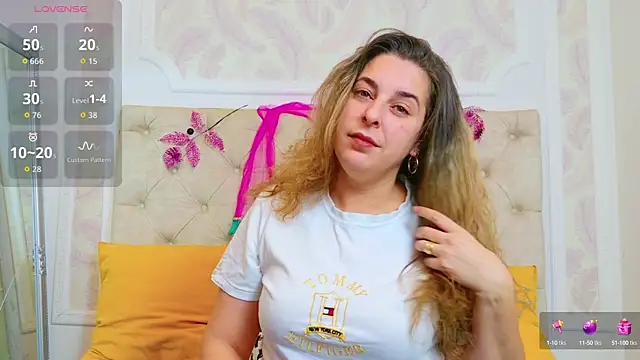 KarinaNoir online show from 11-01-25, 05:09