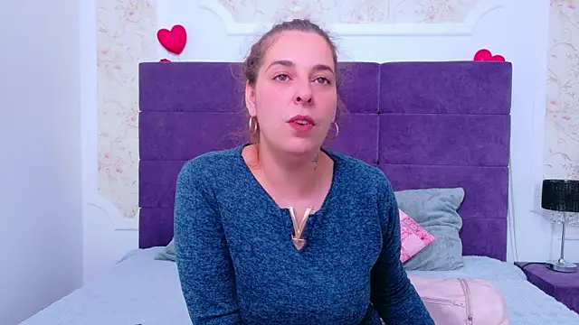 KarinaNoir online show from 05-07-26, 04:18