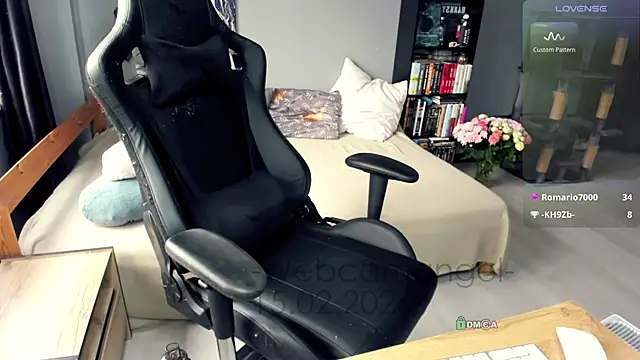 Snapshot of Web-cam-angel chatting on 02-15-26, 07:51 Web-cam-angel online show from 02-15-26, 07:51