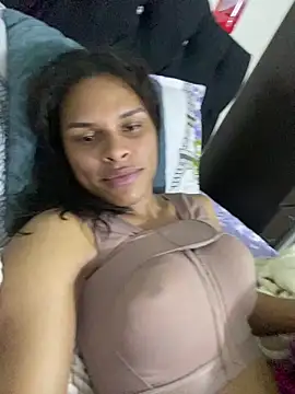Snapshot of _diamondpamela chatting on 03-24-26, 05:40 diamondpamela online show from 03-24-26, 05:40
