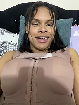Snapshot of _diamondpamela chatting on 03-25-26, 08:37 diamondpamela online show from 03-25-26, 08:37