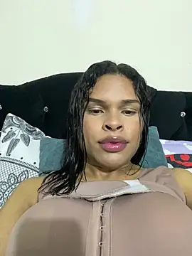 Snapshot of _diamondpamela chatting on 04-01-26, 12:11 diamondpamela online show from 04-01-26, 12:11