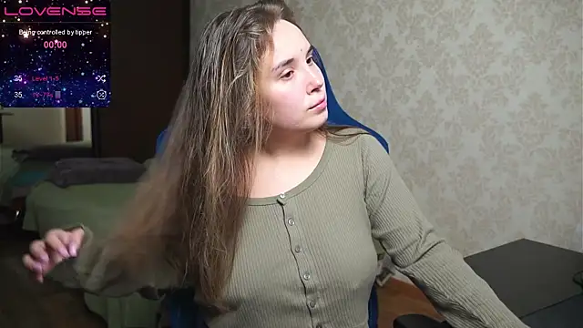 Sandra SW  online show from 03-04-25, 05:13