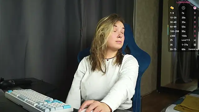 Sandra SW  online show from 05-03-26, 01:39