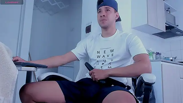 Snapshot of petter_coleman_ chatting on 02-21-25, 05:20 petter coleman online show from 02-21-25, 05:20